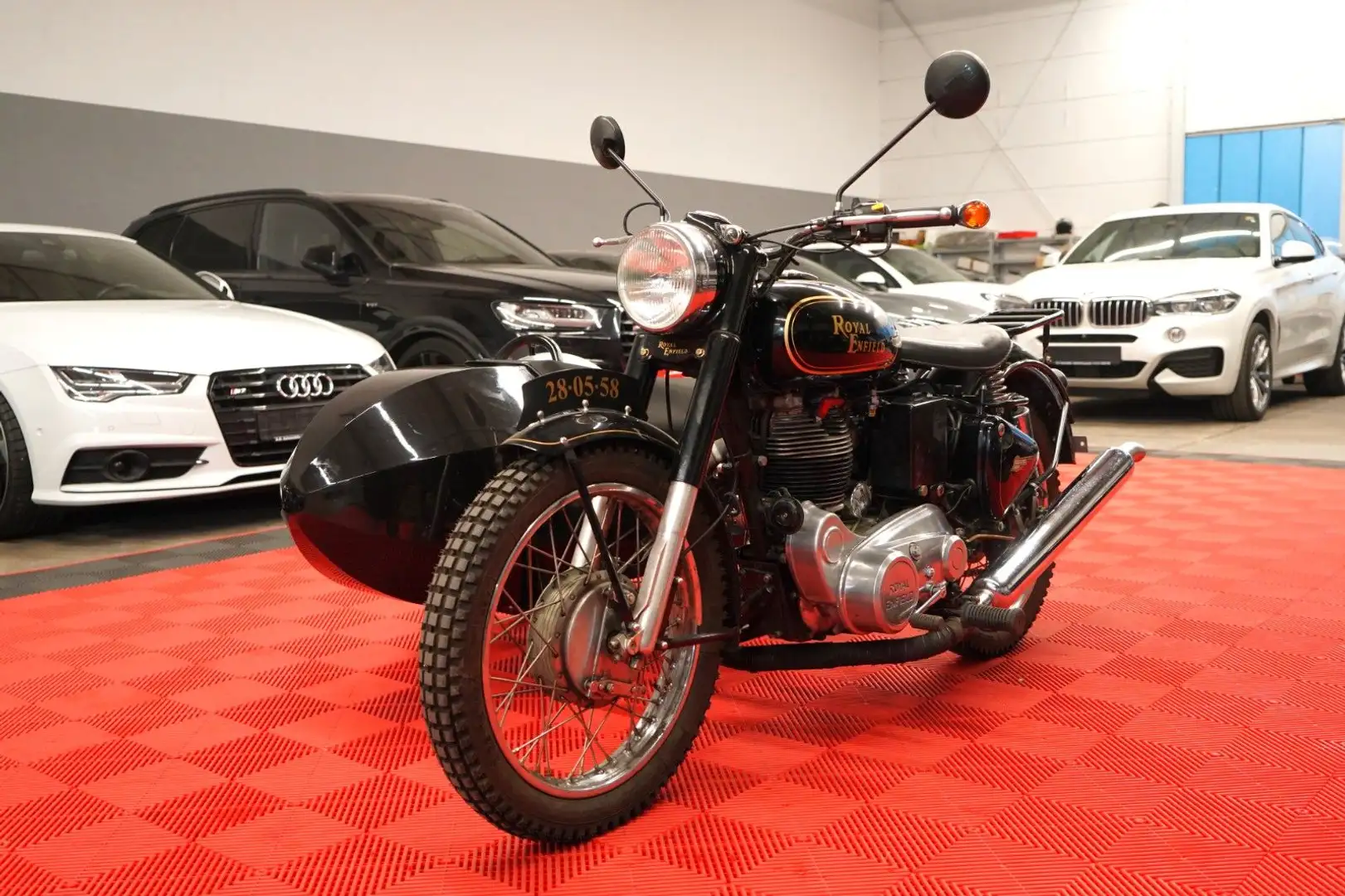 Royal Enfield Bullet 500 1.Hand*Tüv 02.2027*Gespann/Beiwagen Schwarz - 1