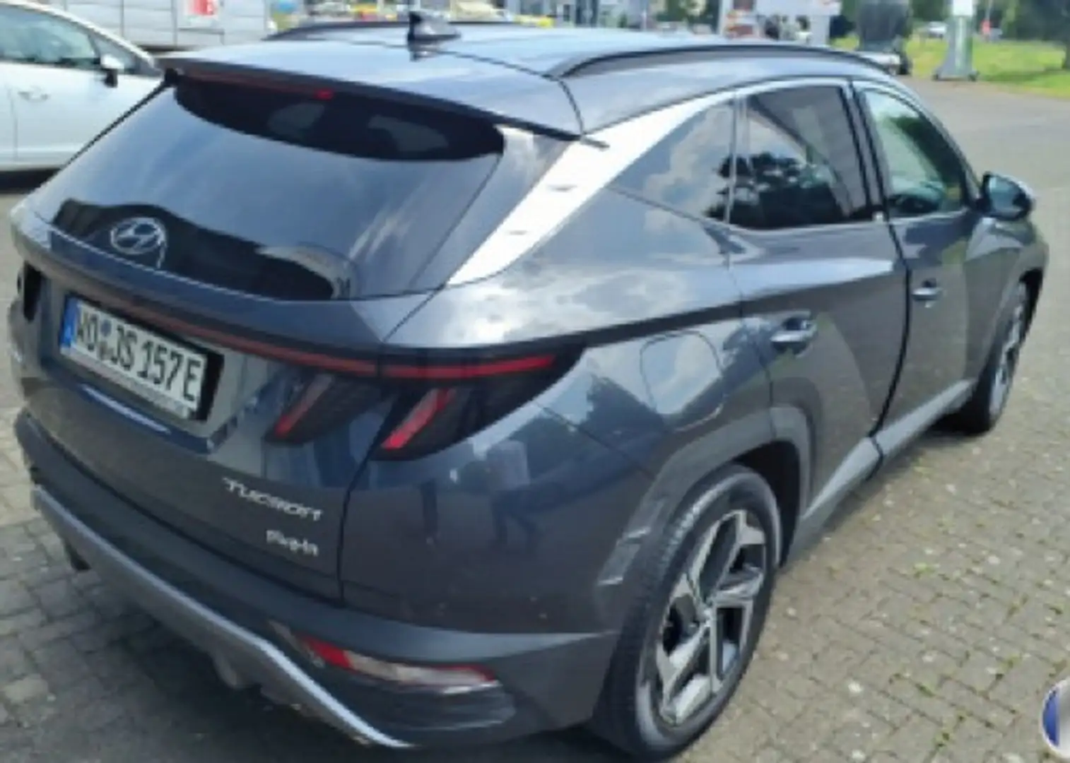 Hyundai TUCSON Prime Hybrid 4WD KRELL Leder ACC LED Navi Noir - 2