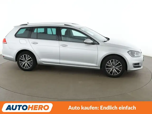 Volkswagen Golf view 7
