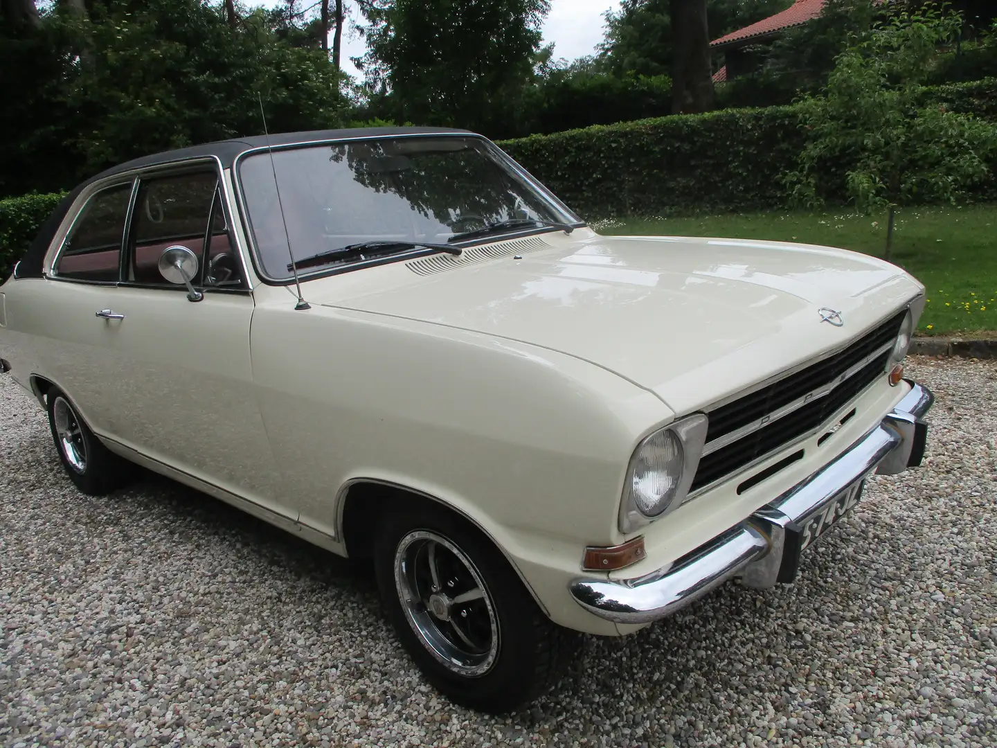 Opel Kadett Kadett 1.1 LS Білий - 2