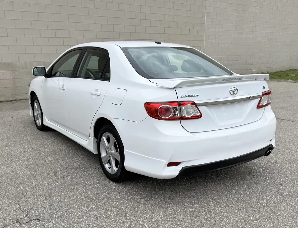Toyota Corolla photo Toyota Corolla