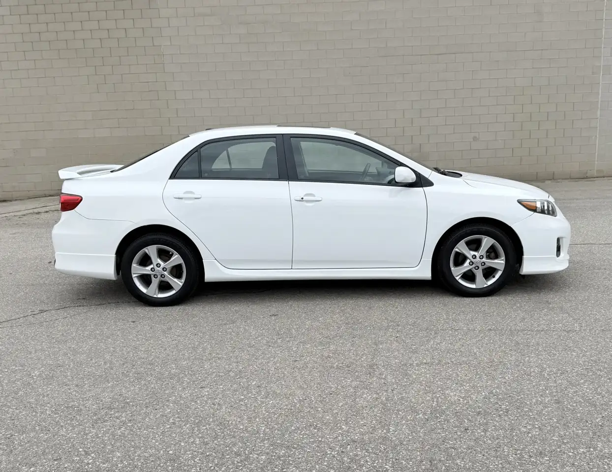 Toyota Corolla photo Toyota Corolla