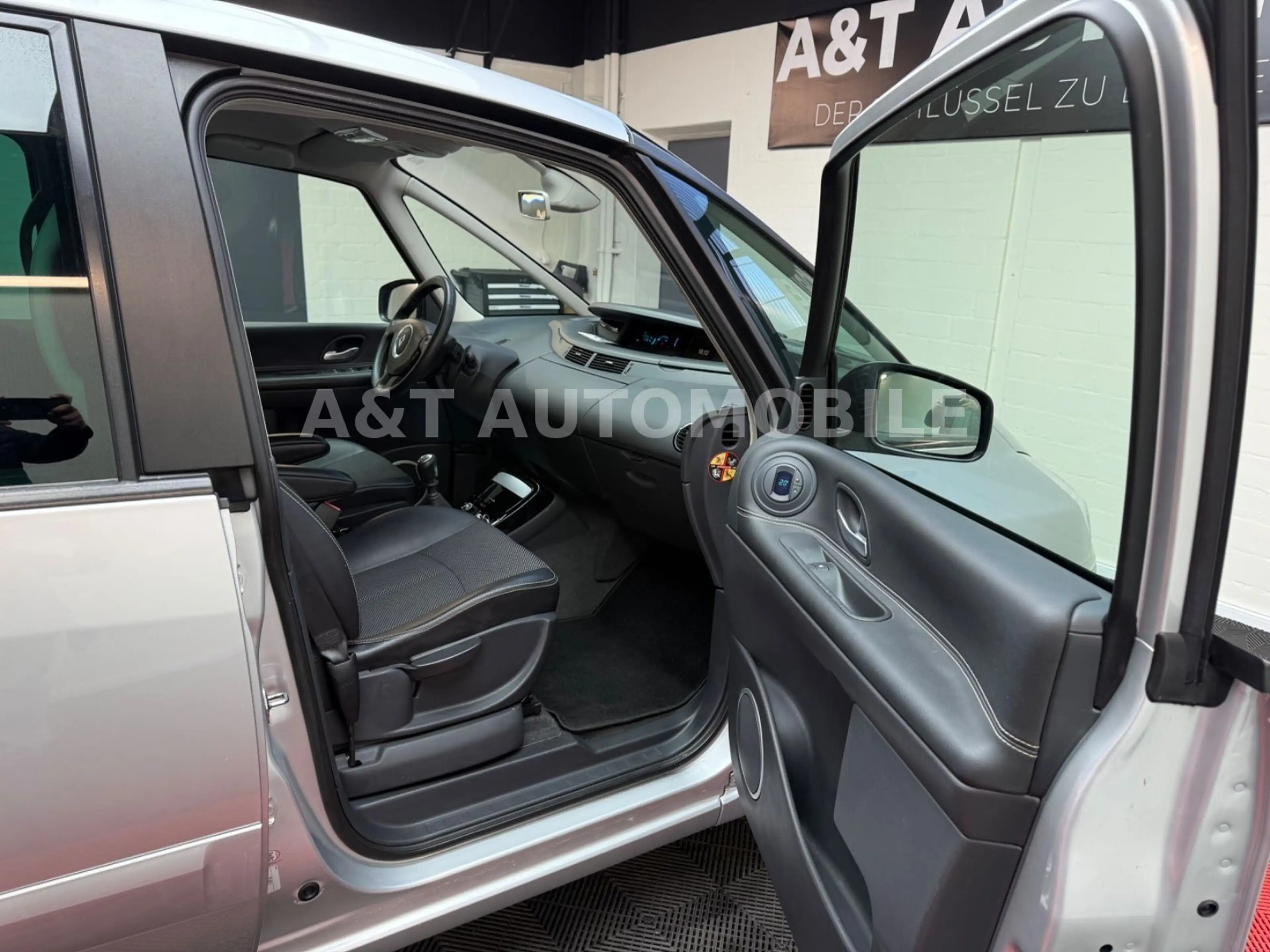 Renault Espace IV Grand Espace Celsium.NAVI.KLIMA.AHK — photo 14