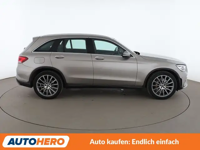 Mercedes-Benz GLC view 7