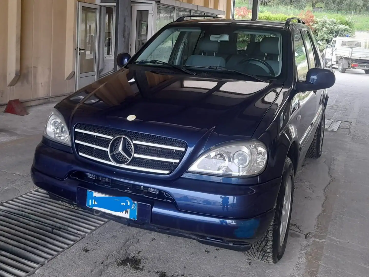 Mercedes-Benz 270 Albastru - 1