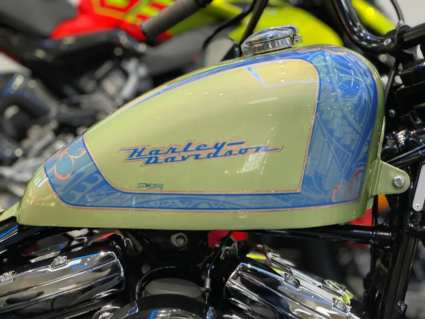 Harley-Davidson Softail *Mr. Bobber Custom* Neuwertig * Typisiert * Verde - 2