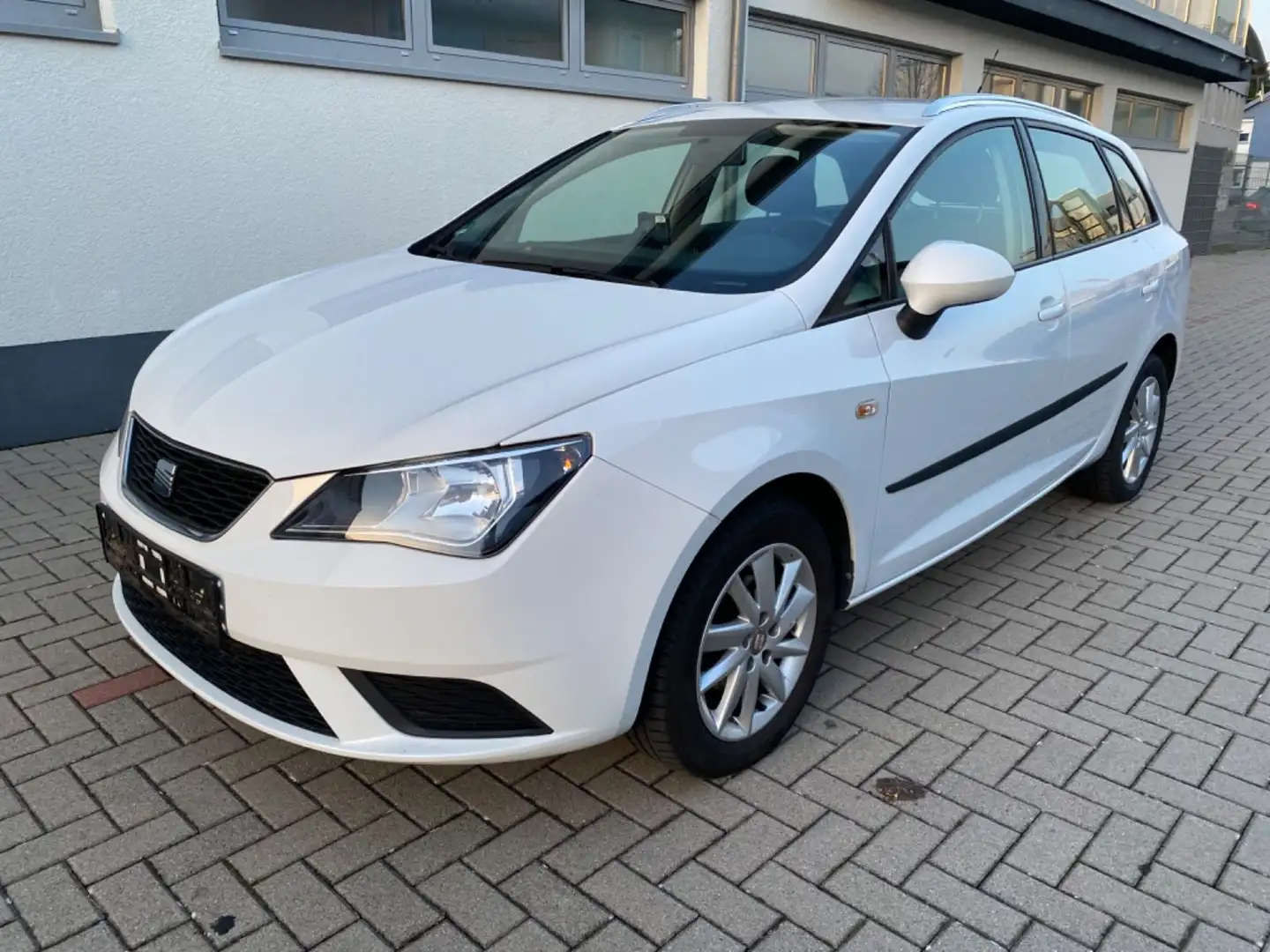 SEAT Ibiza ST Style, Navigation, Klimaautomatik, Top. Blanco - 2