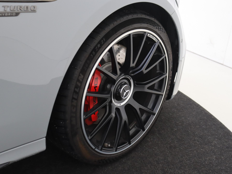 Mercedes-Benz E 53 AMG 4MATIC+ Night Edition — photo 12