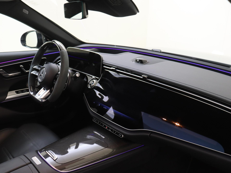 Mercedes-Benz E 53 AMG 4MATIC+ Night Edition — photo 14
