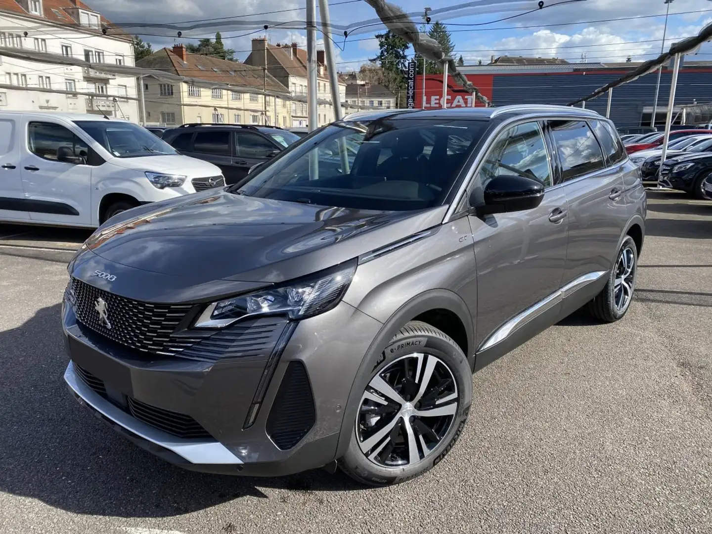 Peugeot 5008 II (2) 1.5 BlueHDi S\u0026S 130 EAT8 GT 7 PLACES / Gris - 1