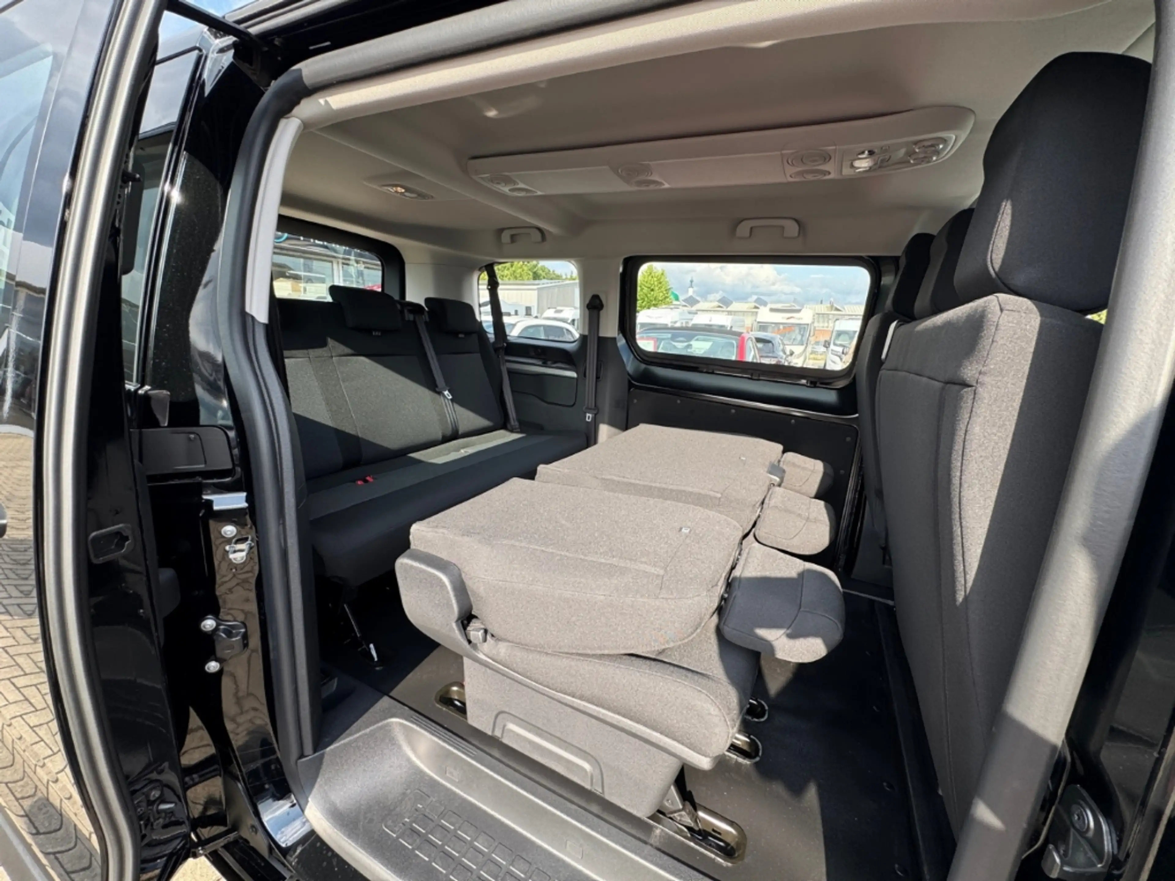 Fiat Scudo Kombi L2+9SITZER+AUTOMATIK+AHK+KAMERA+NAVI+2XKLIMA — photo 13