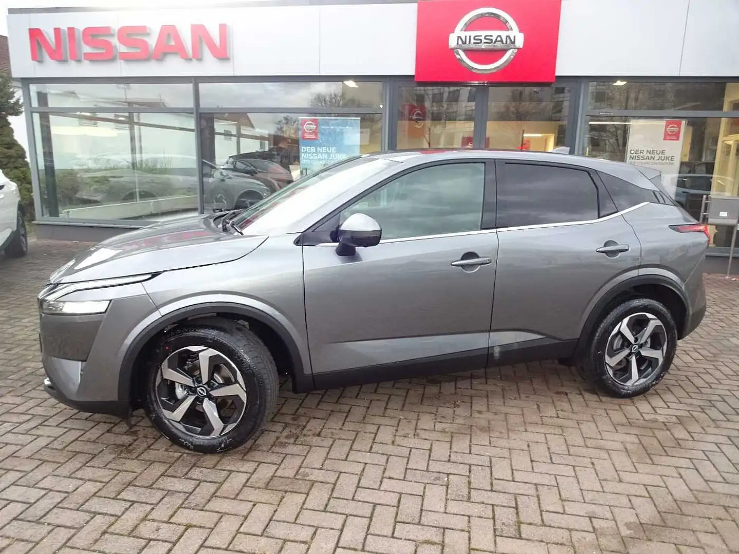 Nissan Qashqai 1.3 DIG-T MHEV N-Connecta, Winter Paket Grau - 1