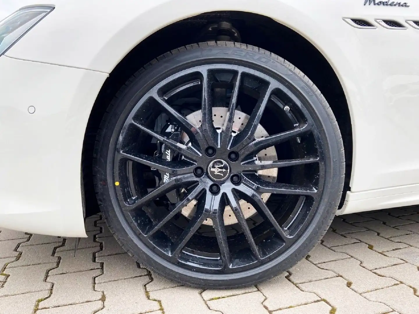 Maserati Ghibli Modena SQ4 MJ23 ACC LED SD 21" Fehér - 2