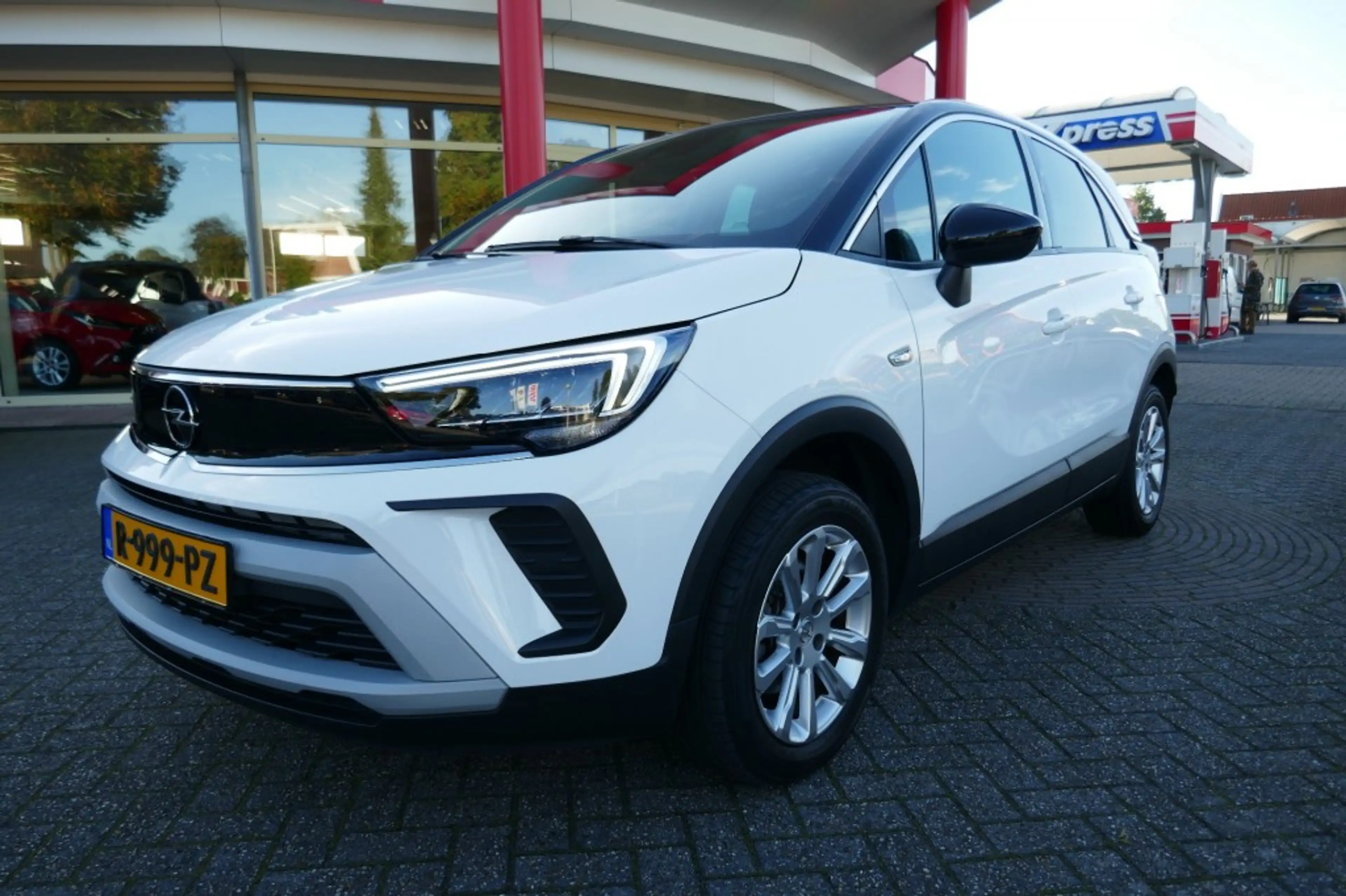 Opel Crossland 1.2 TURBO ELEGANCE 110 PK  CAMERA/TREKHAAK/LED/APP — photo 2