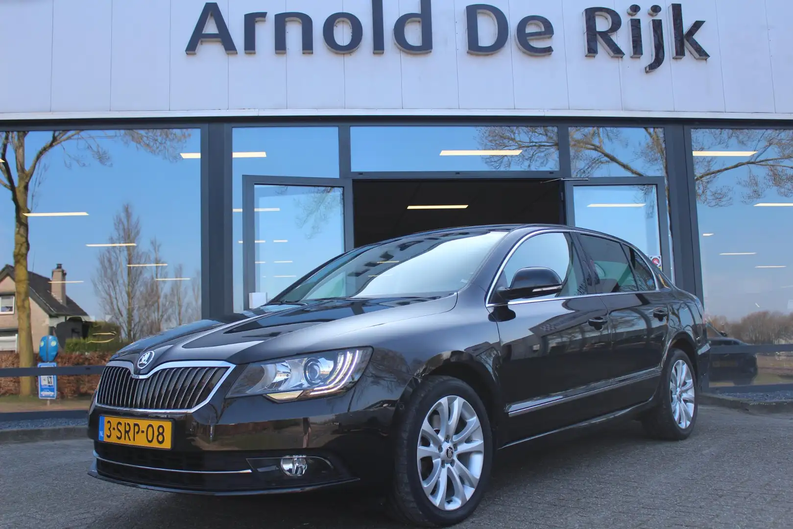 Skoda Superb 1.4 TSI Sprint Pro Negro - 1