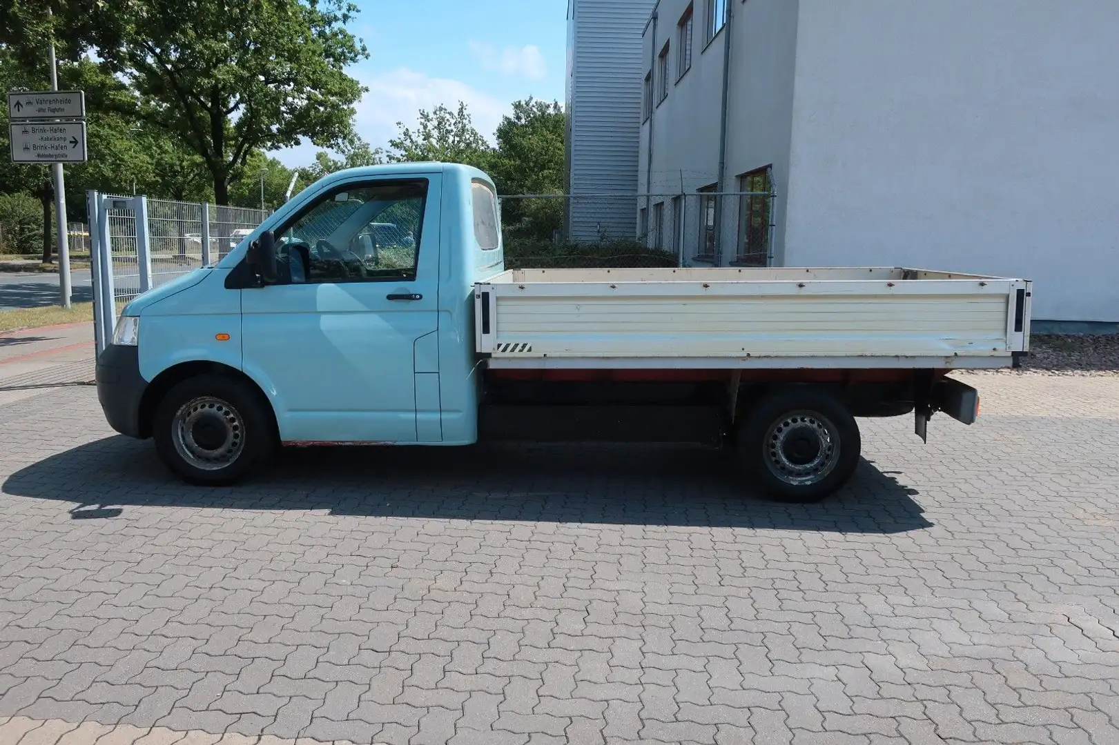 Volkswagen T5 Transporter T5 Pritsche 1. Hand / Klima / AHK / FN:51 Blau - 2