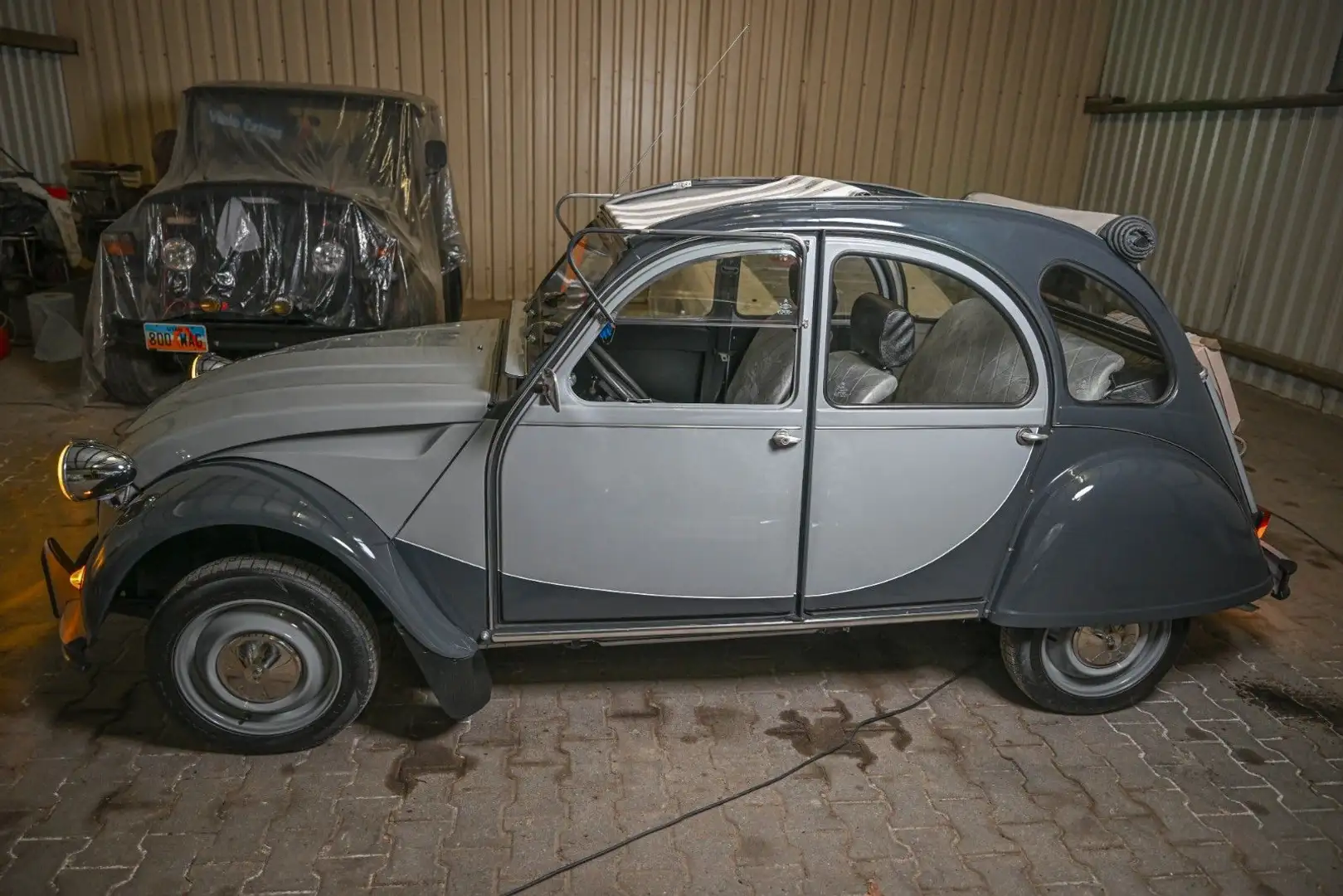 Citroen 2CV - 6 "Charleston" ,einmalig & vom Feinsten ! Grau - 2