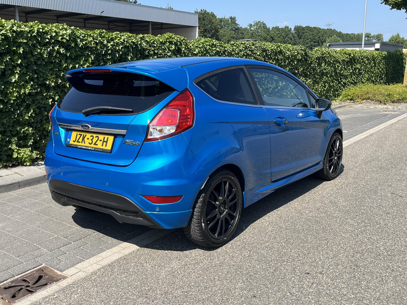 Ford Fiesta 1.0 EcoBoost St-Line * Airco * Nieuwe Distr.Riem * — photo 4