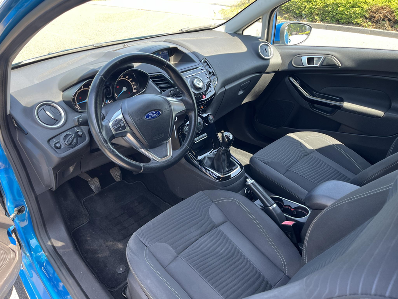 Ford Fiesta 1.0 EcoBoost St-Line * Airco * Nieuwe Distr.Riem * — photo 8