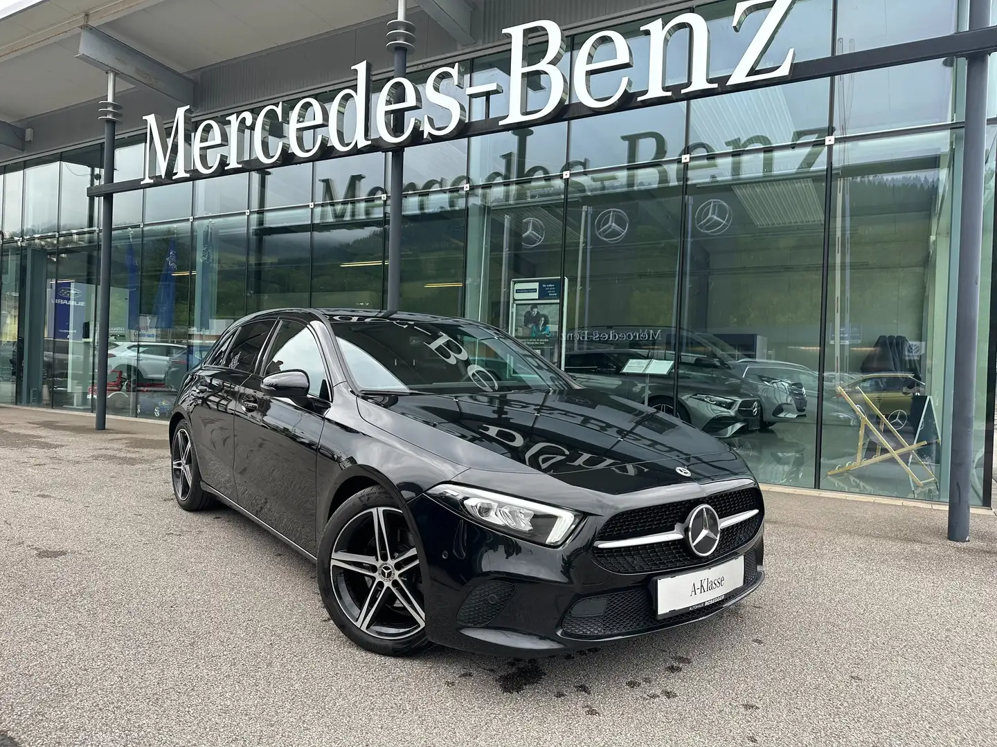 Mercedes-Benz A 180 d Aut. *Progressive*Night*Advantage*LED* Noir - 1