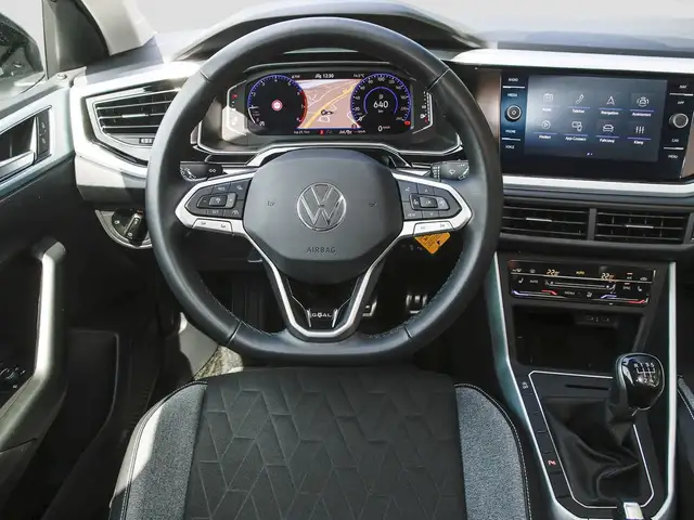 Volkswagen Taigo view 14
