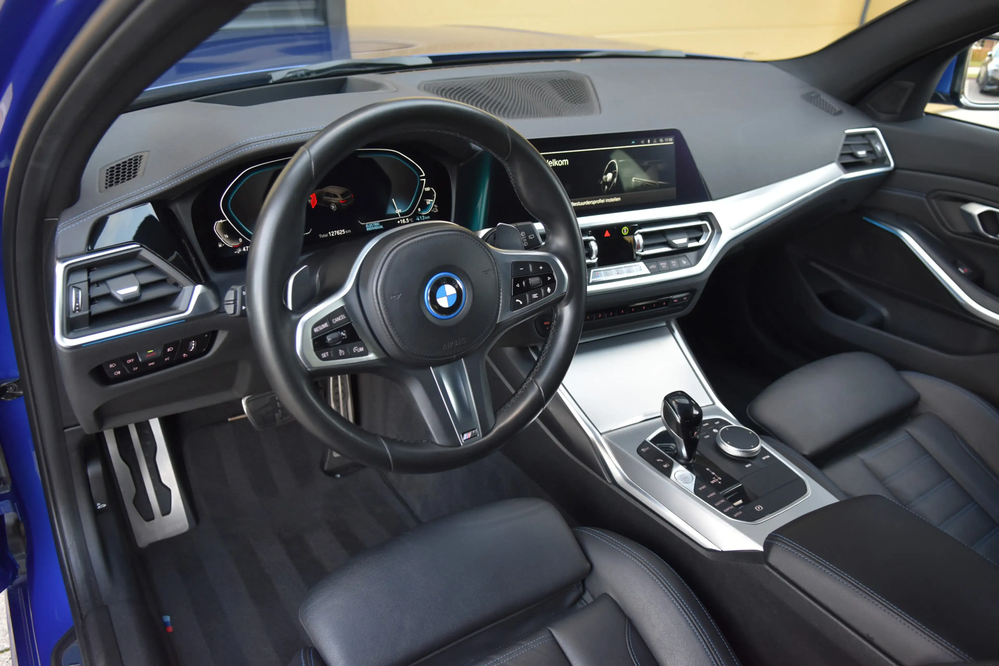 BMW 330 3-serie Touring 330e Edition * M-Sport * Laser * P — photo 9