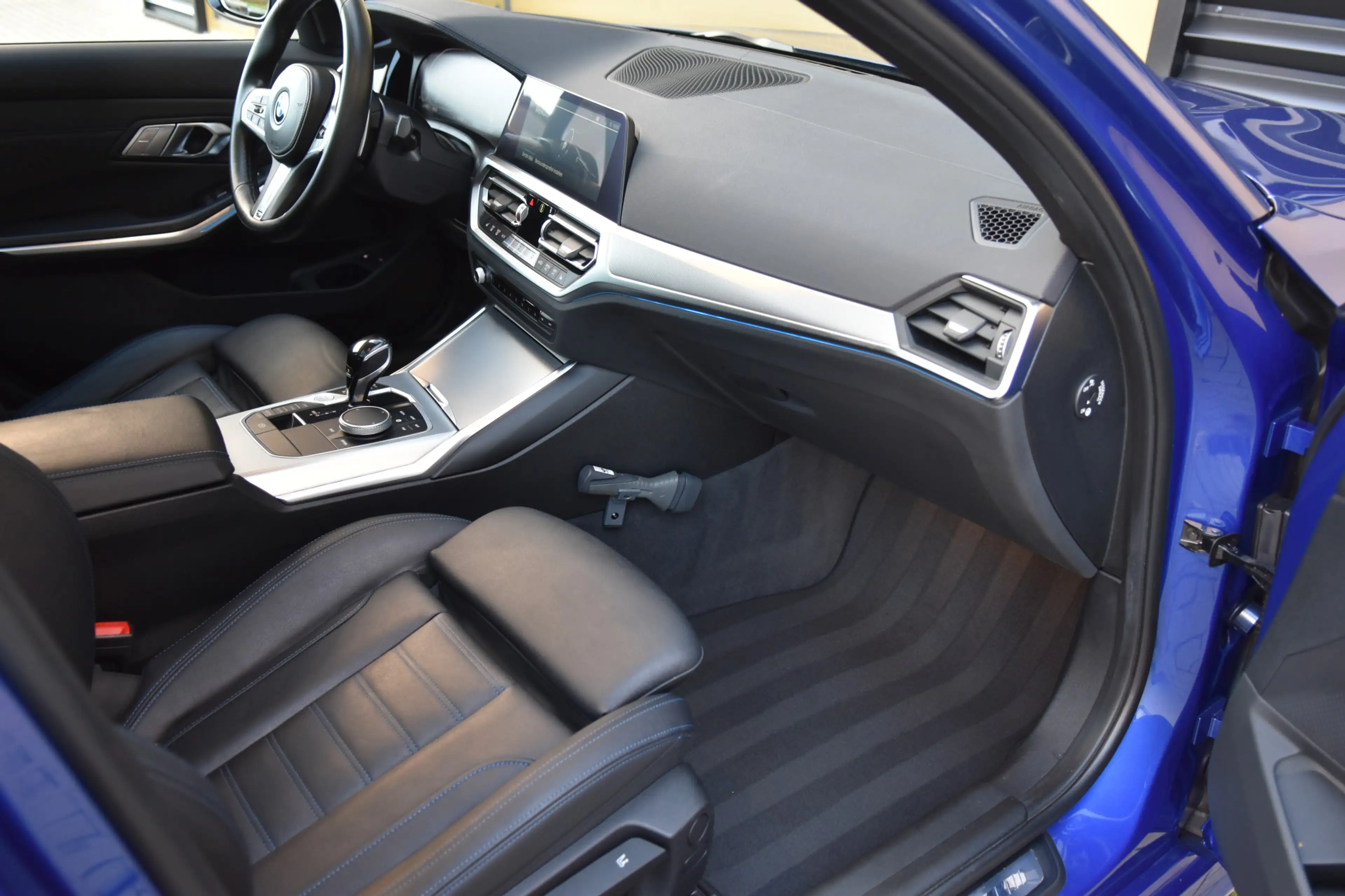 BMW 330 3-serie Touring 330e Edition * M-Sport * Laser * P — photo 32