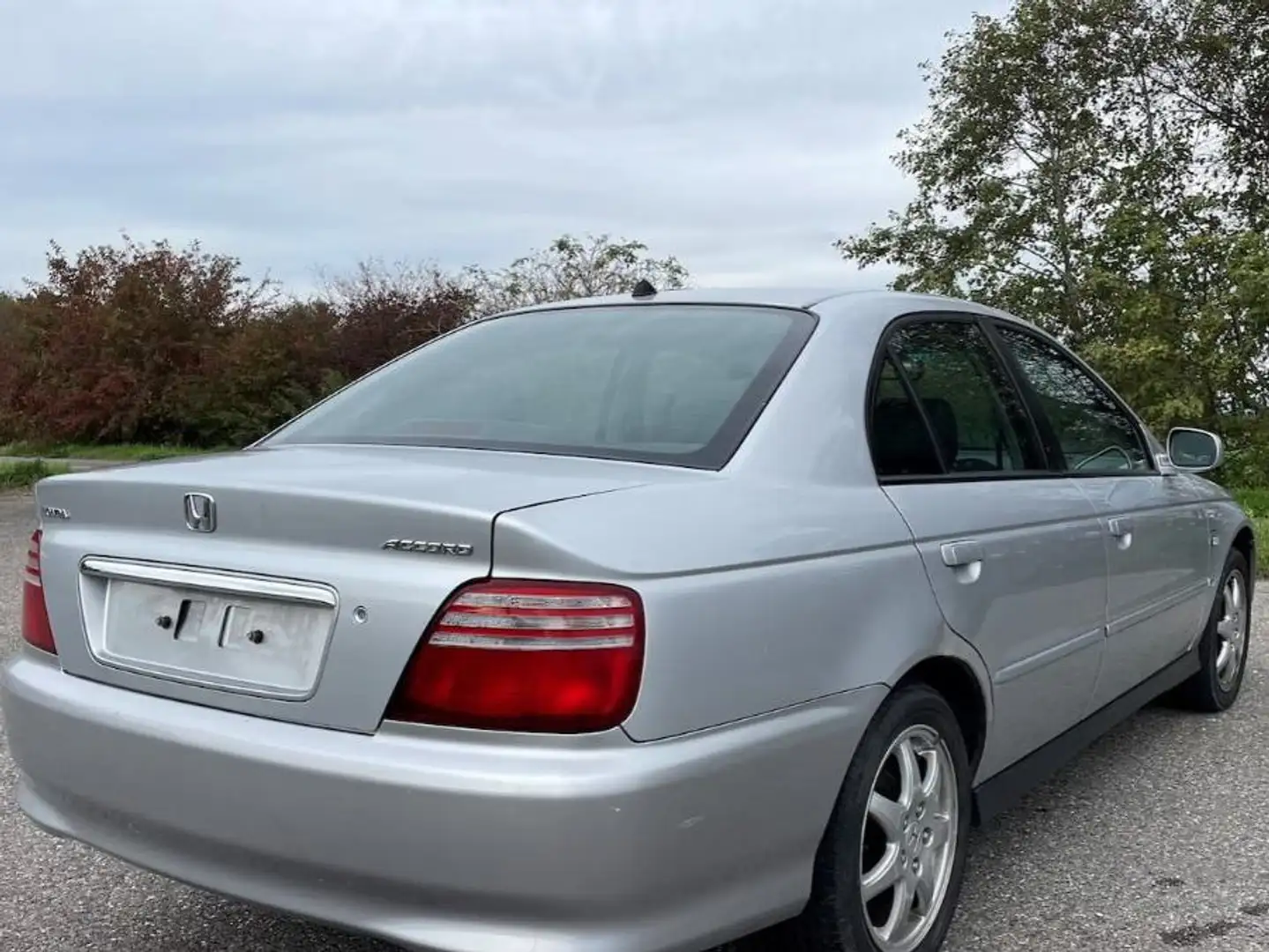 Honda Accord Accord 2.2i Gümüş rengi - 1