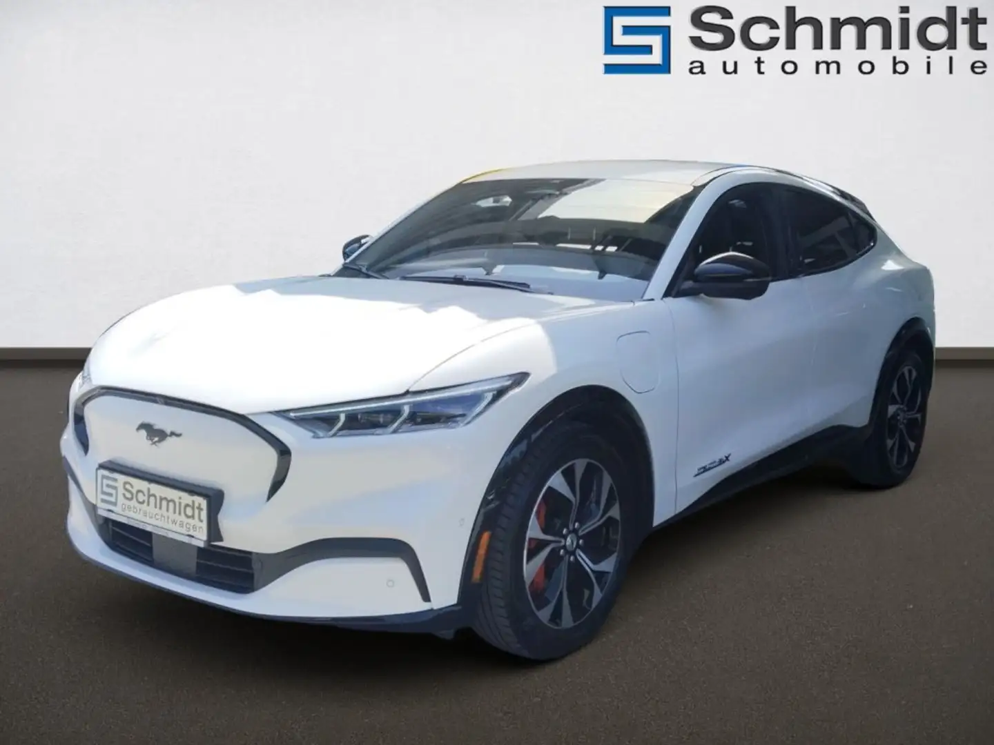 Ford Mustang Mach-E Elektro 99kWh Extended Range AWD Pr Blanc - 2