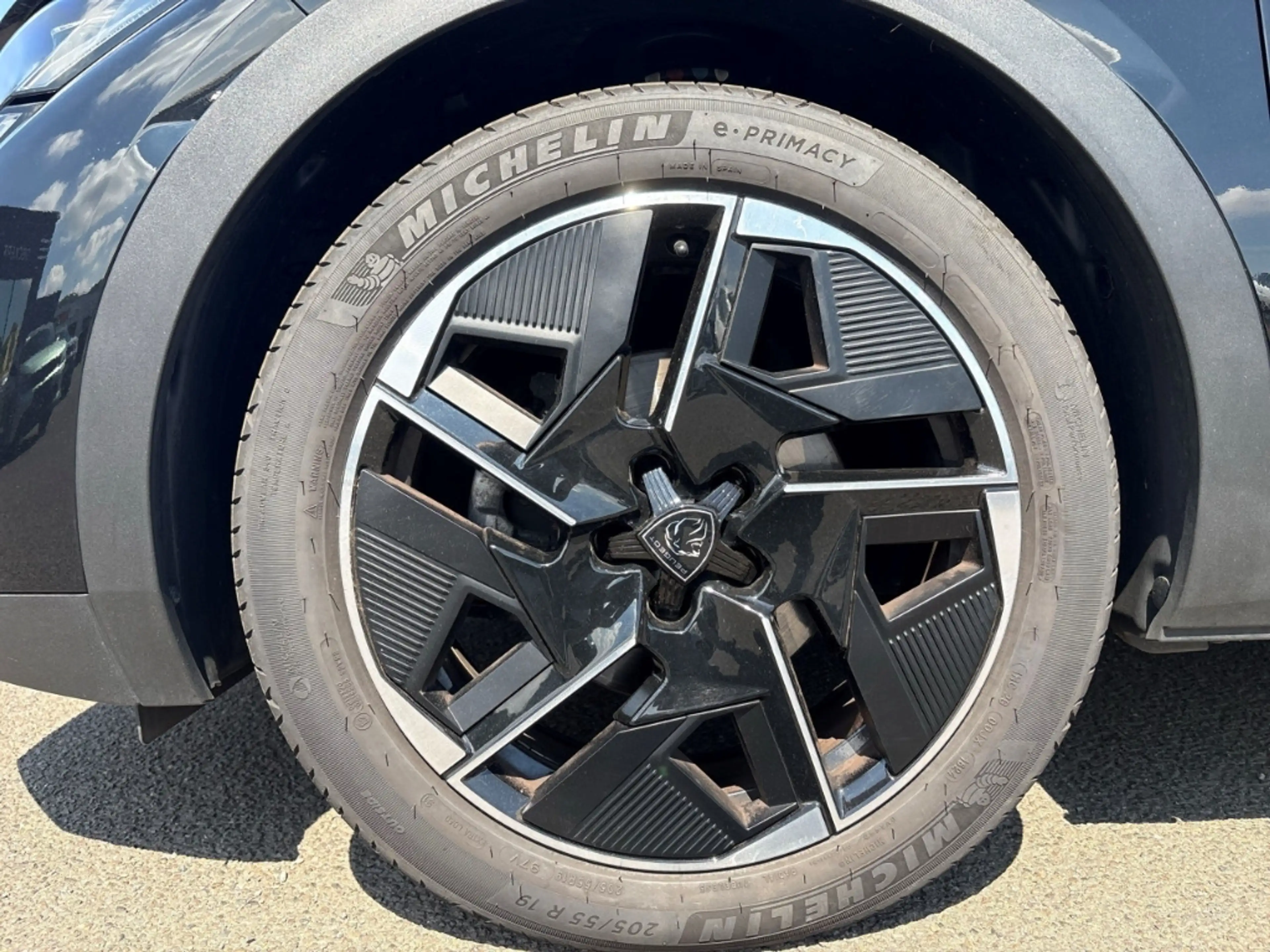 Peugeot 408 GT El. Panodach Navi Memory Sitze 360 Kamera LED B — photo 11