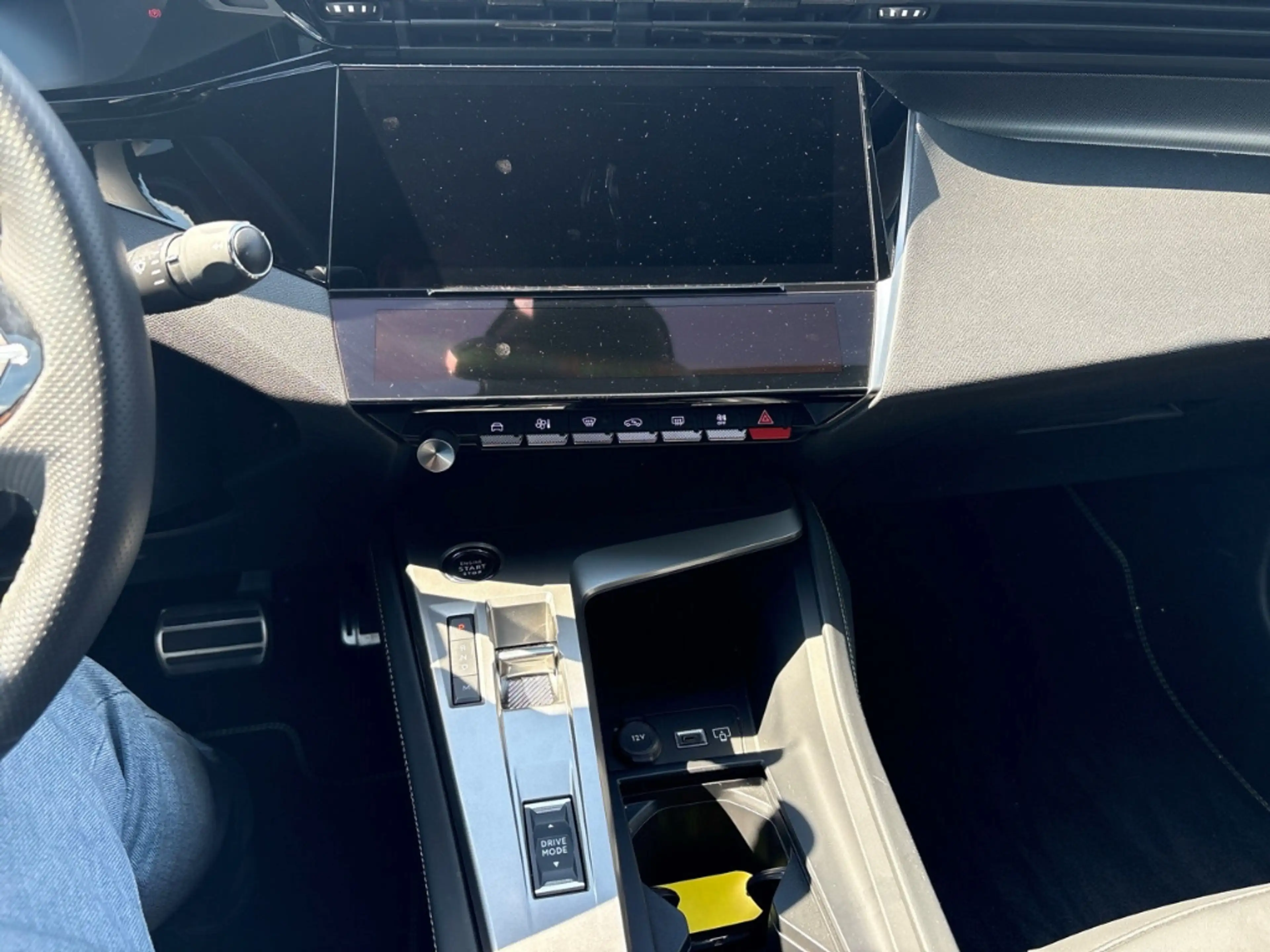 Peugeot 408 GT El. Panodach Navi Memory Sitze 360 Kamera LED B — photo 12