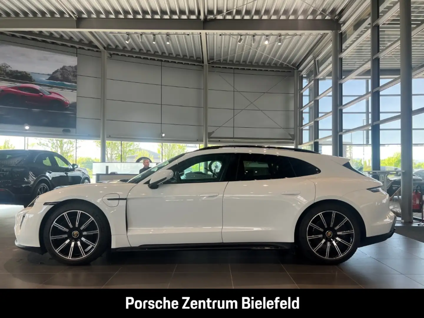 Porsche Taycan GTS Sport Turismo InnoDrive Head-Up BOSE Weiß - 2