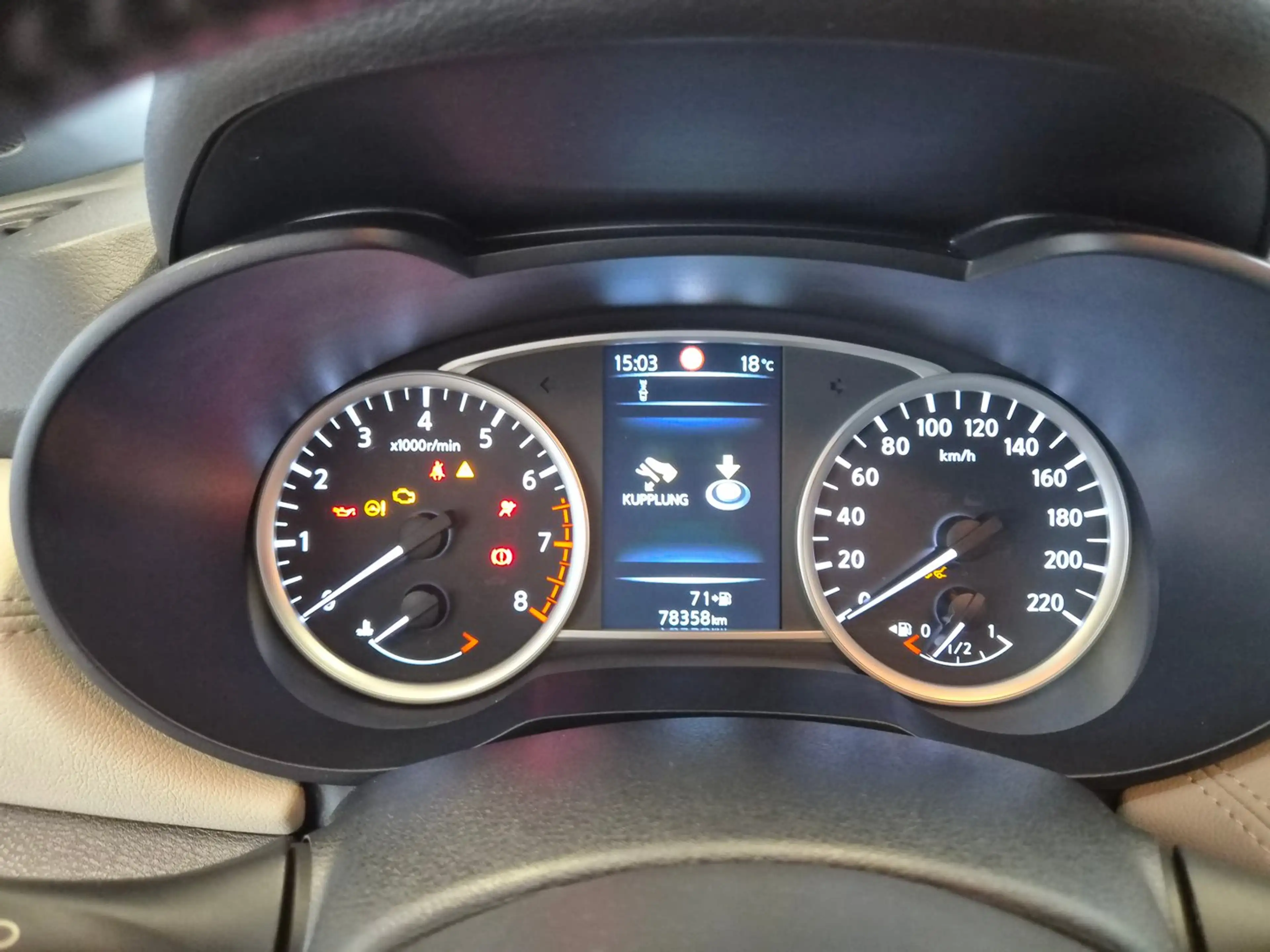 Nissan Micra 0,9 IG-T Tekna — photo 15