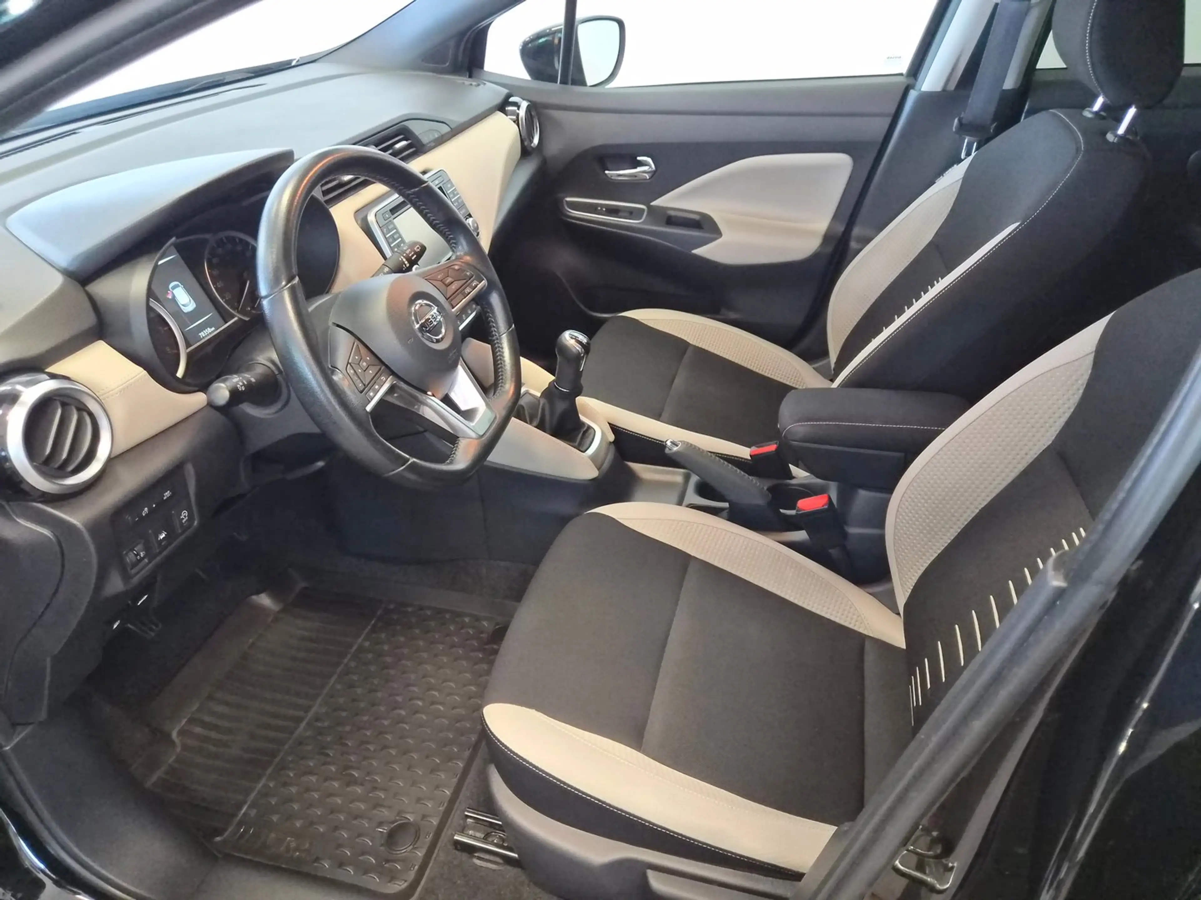 Nissan Micra 0,9 IG-T Tekna — photo 5