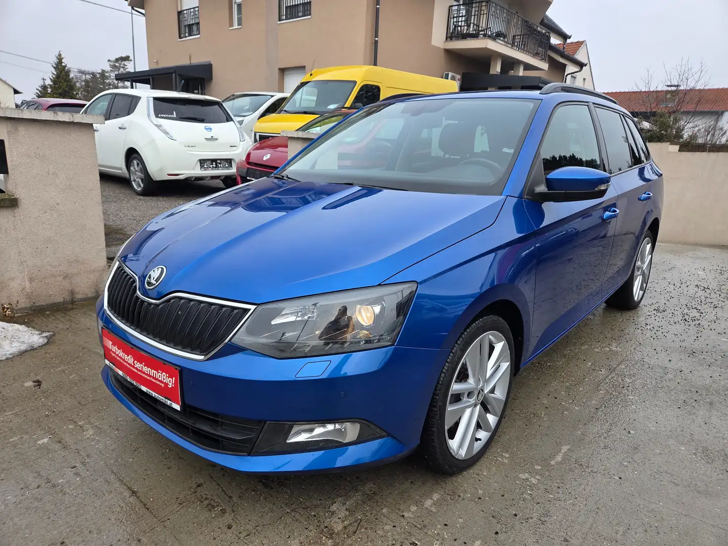 Skoda Fabia Automatik 1,2 Style Kombi 4 Zylinder Benzin Blau - 1