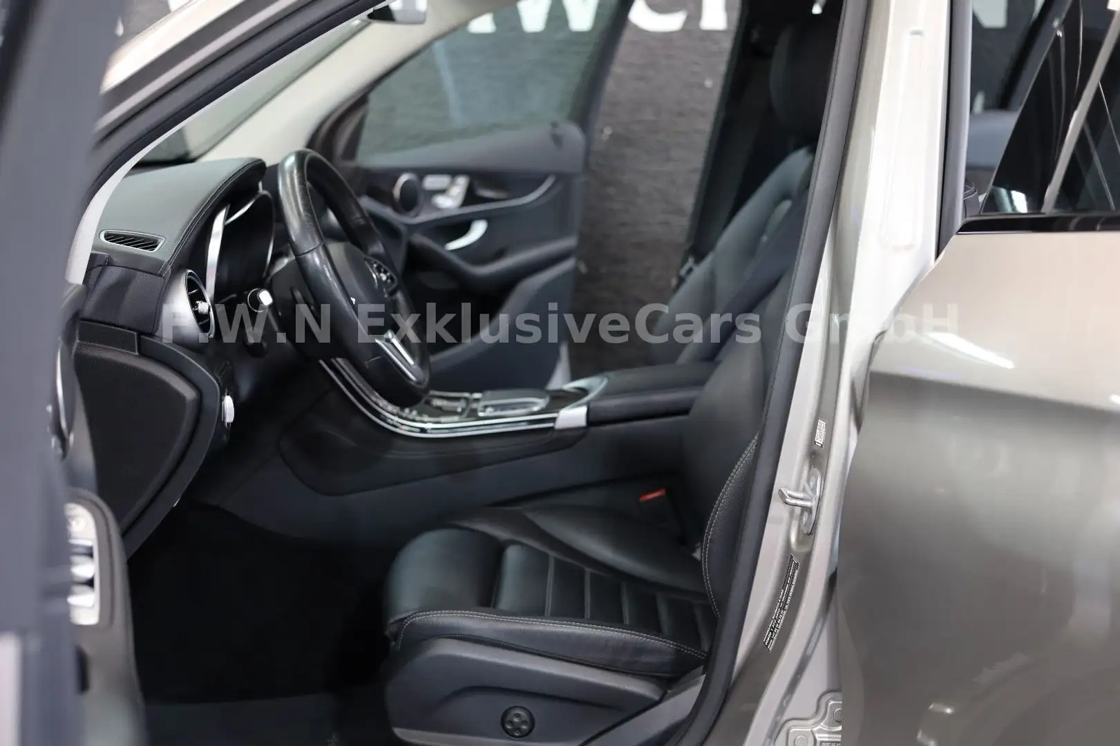 Mercedes-Benz GLC 300 GLC -Klasse  300 d 4Matic*ACC*/Led*Leder*360° Kahverengi - 2