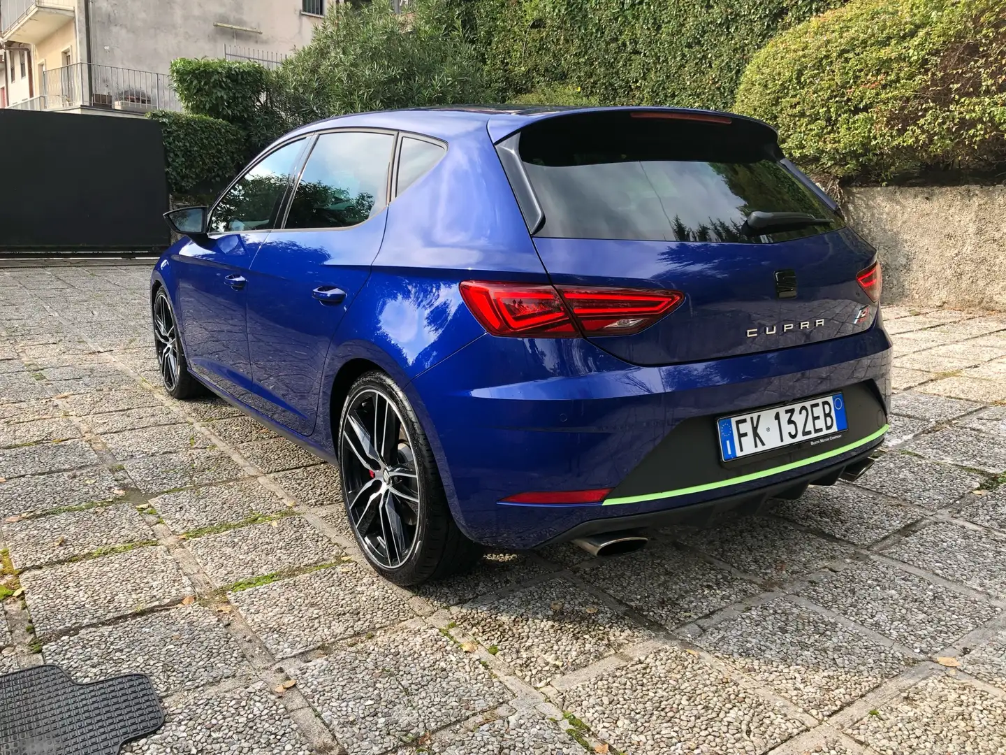 SEAT Leon 2.0 tsi Cupra 300cv dsg Blu/Azzurro - 2