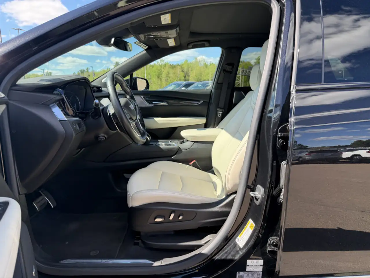 Cadillac XT5 снимка Cadillac XT5
