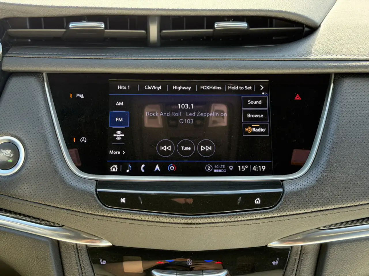 Cadillac XT5 снимка Cadillac XT5