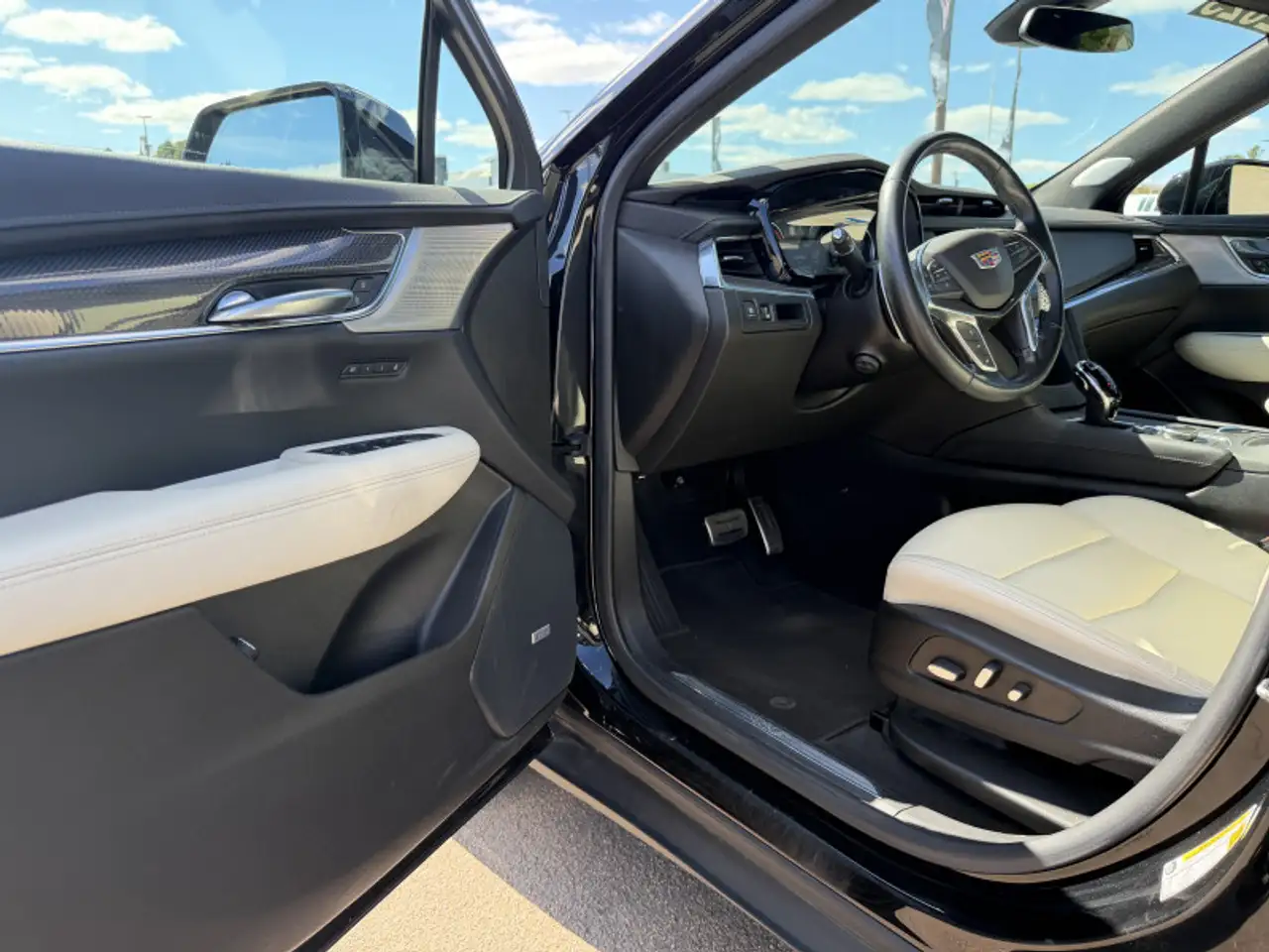 Cadillac XT5 снимка Cadillac XT5