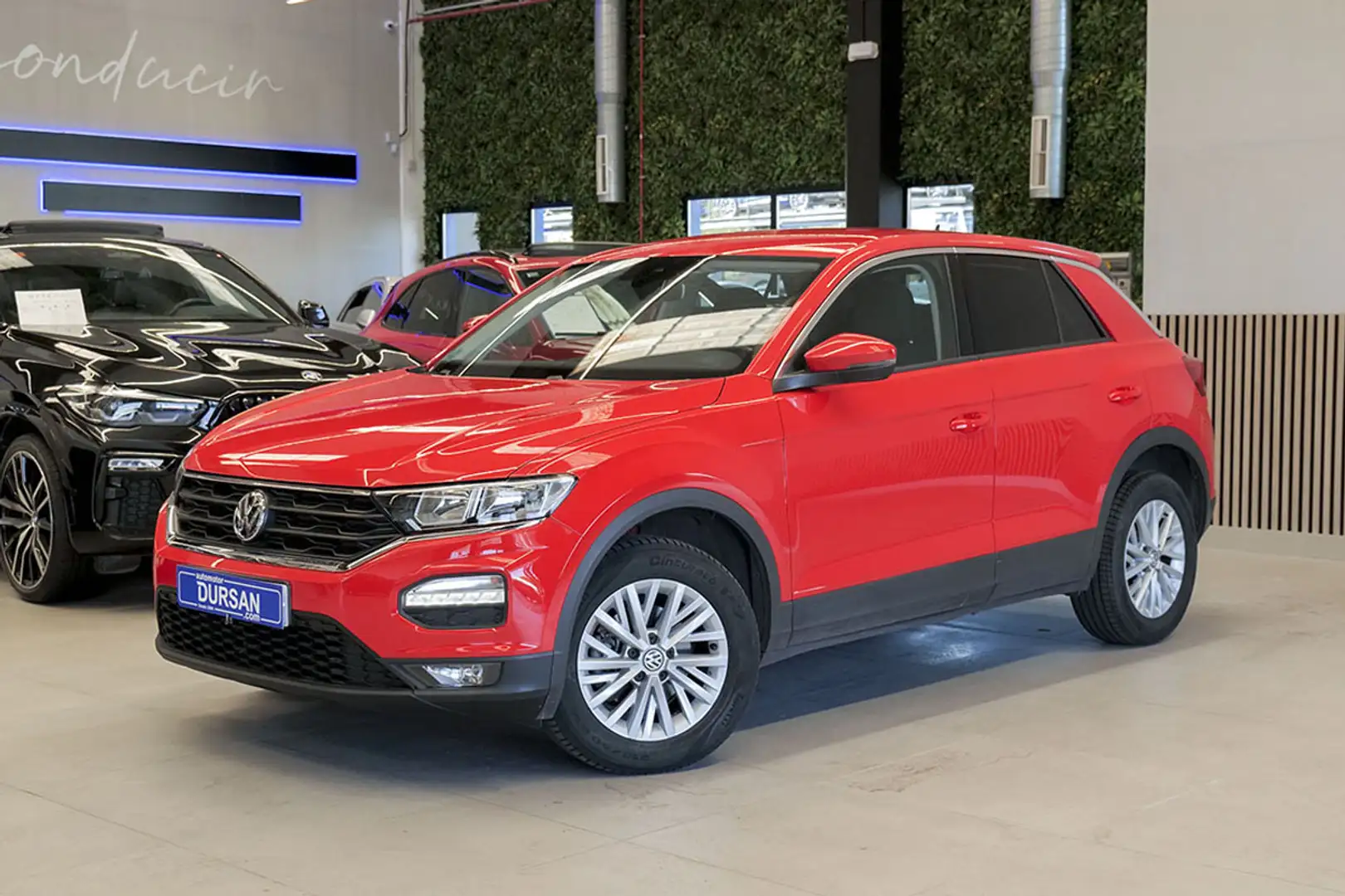 Volkswagen T-Roc 1.0 TSI Advance - 1