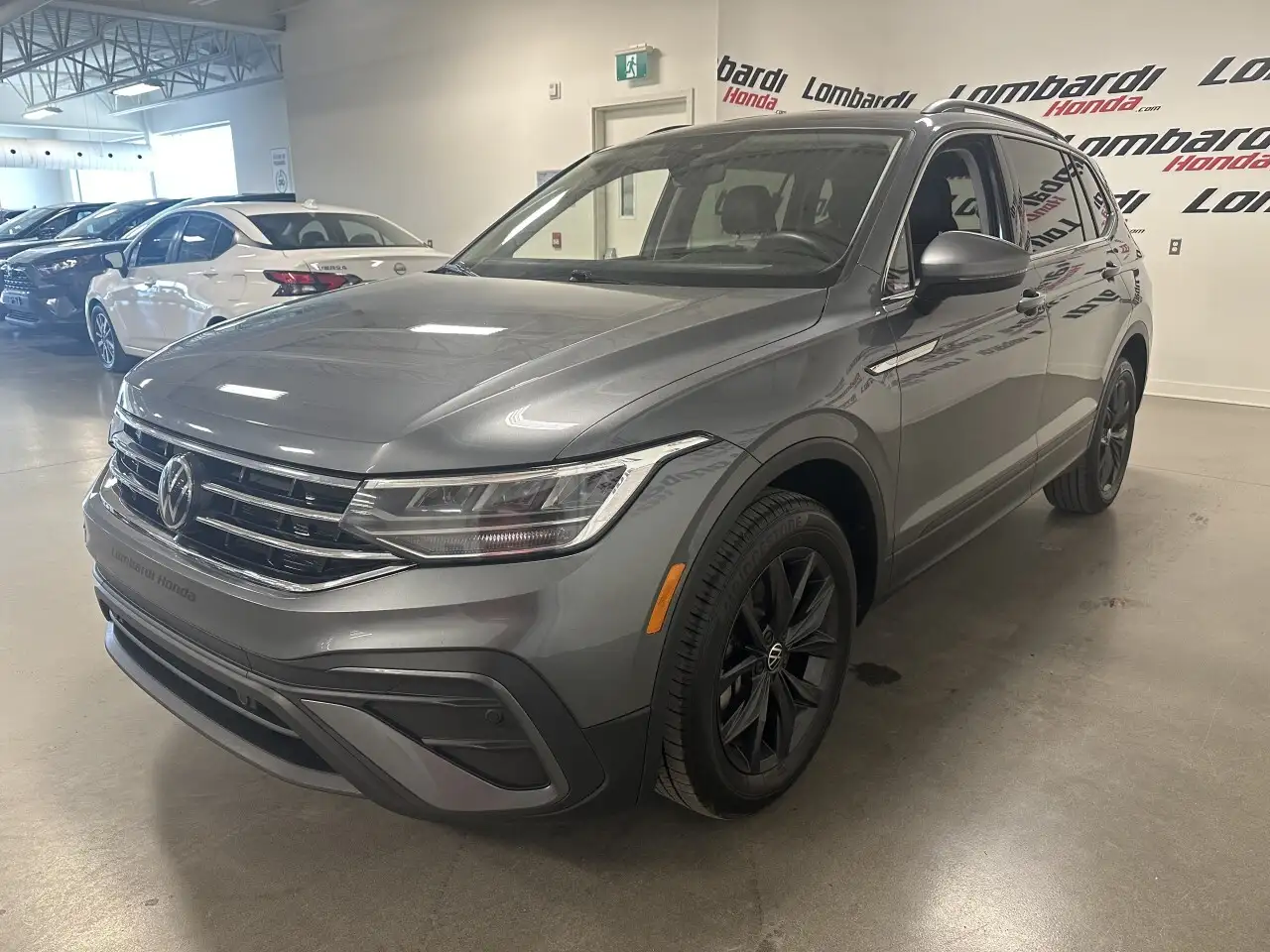 Volkswagen Tiguan снимка Volkswagen Tiguan