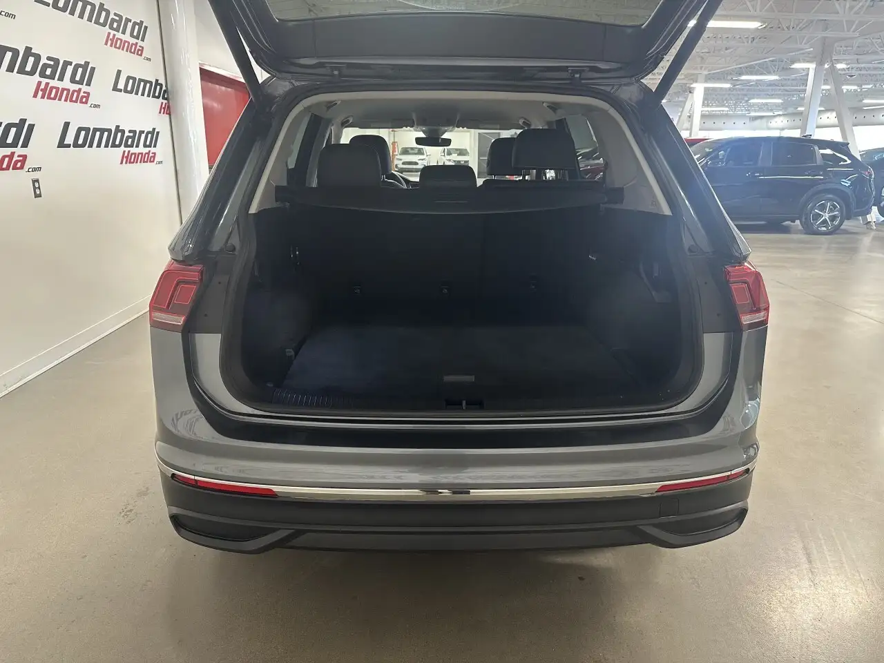 Volkswagen Tiguan снимка Volkswagen Tiguan