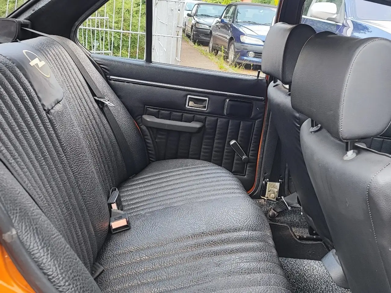 Opel Ascona 2.2i koni Fächer Irmscher Nocke H-Zulassung, foto 7