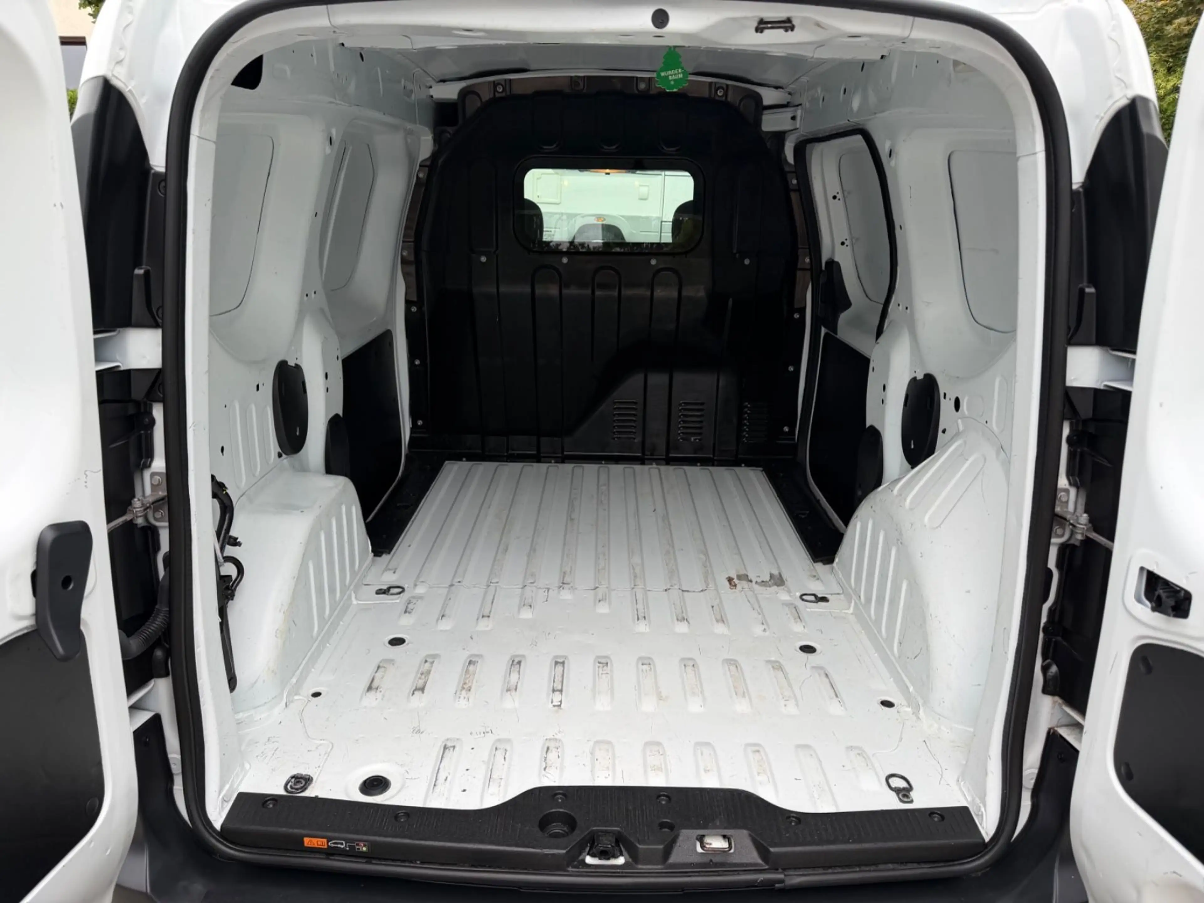 Dacia Dokker 1.5 dci Express Essent~Klima~Radio~Blueth — photo 10
