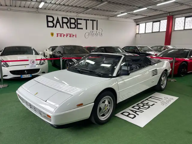 Ferrari Mondial T Cabrio “UNICA” Unipro Book Service PERMUTE R