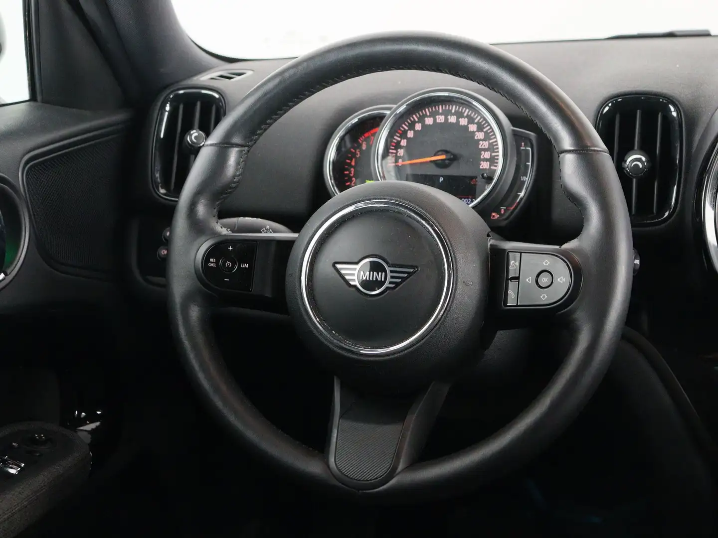 MINI Cooper Countryman Business Edition Aut. Grijs - 2