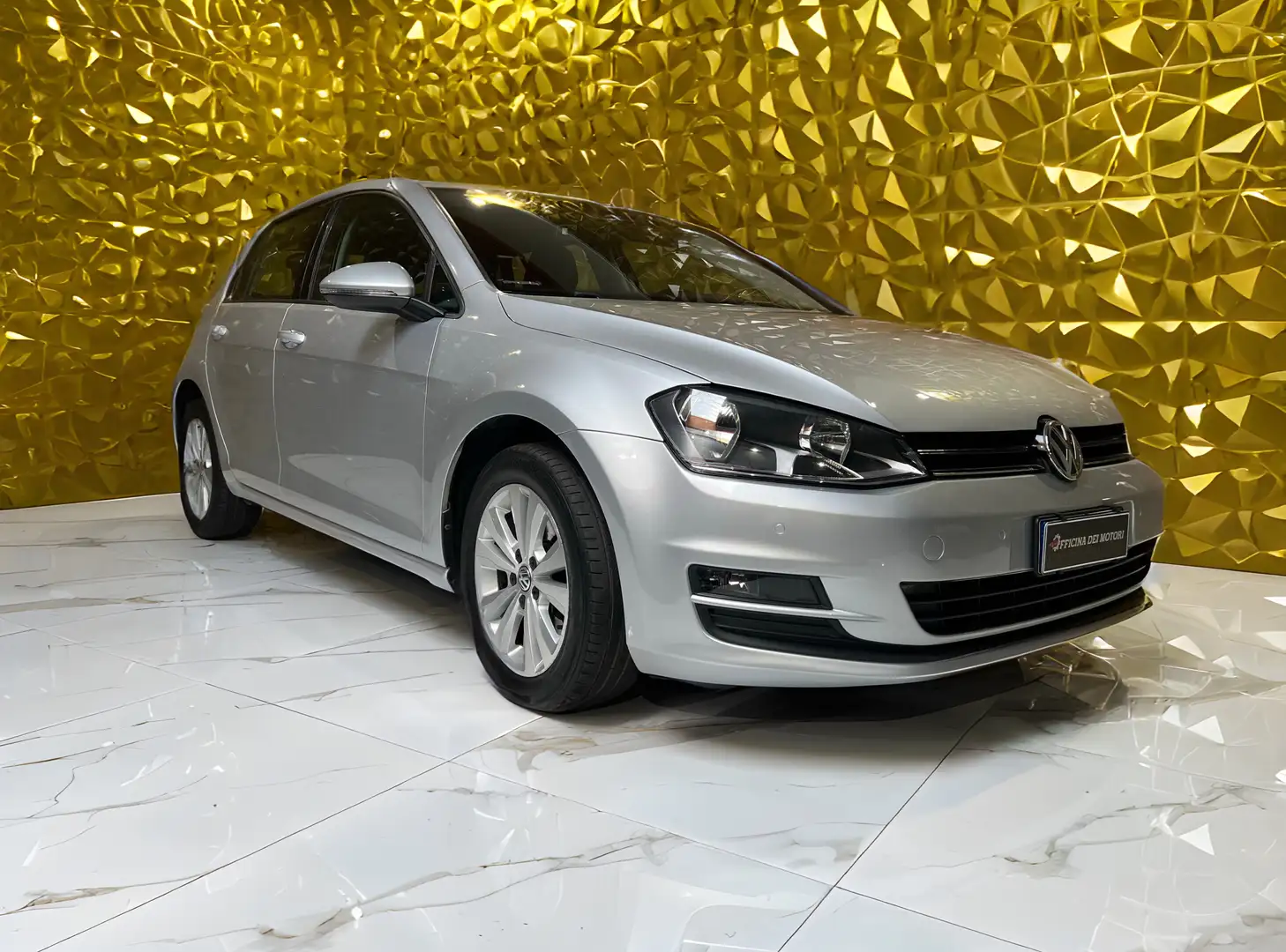 Volkswagen Golf Unico Propr 1.6 TDI 110CV Highline Bluemotion Tech Silber - 1