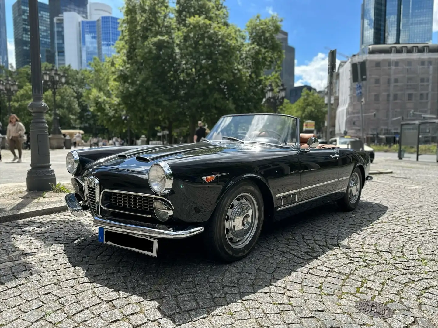 Alfa Romeo Spider 2000 Touring Spider - 1