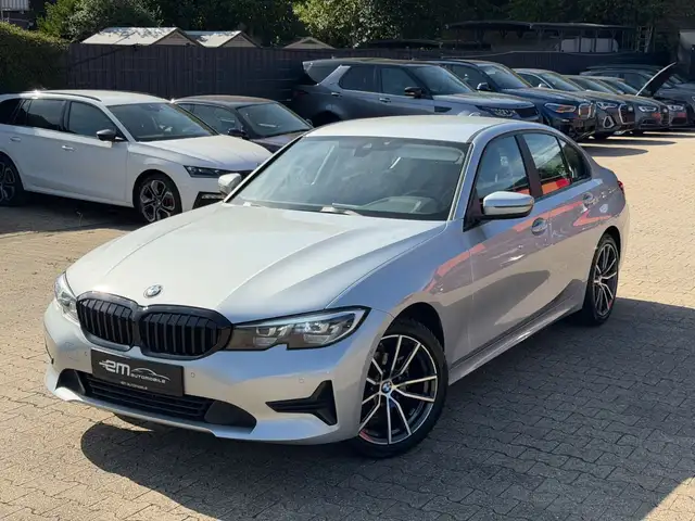 Bmw 318 d Advantage Virtual Cockpit/Leder/LED/Kamera